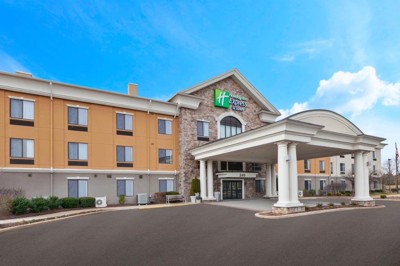 Holiday Inn Express Hotel & Suites Warminster-Horsham By Ihg Extérieur photo